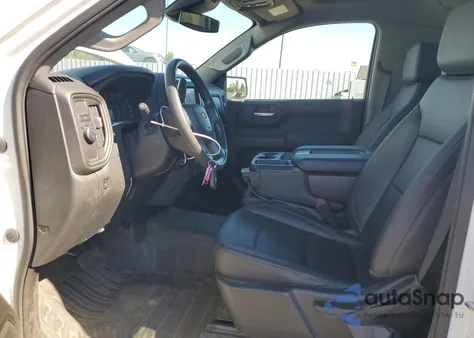 2023 Chevrolet Silverado C1500 z USA, uszkodzony, nr VIN 3GCNAAEK2PG345474